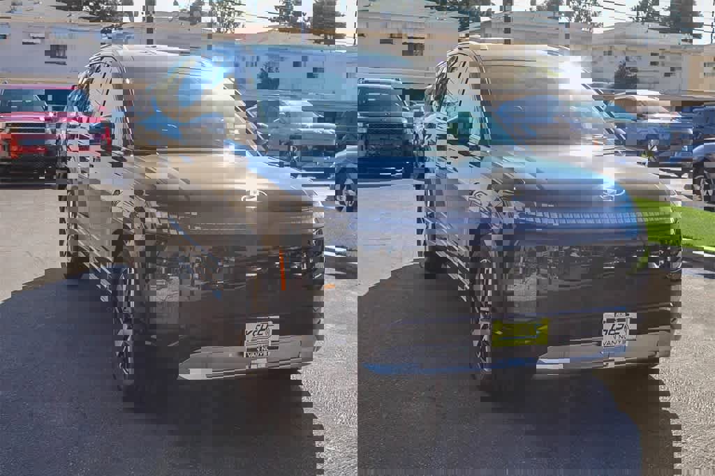 New 2026 Hyundai Ioniq 9 SEL w/ Tow & Go Package image 3