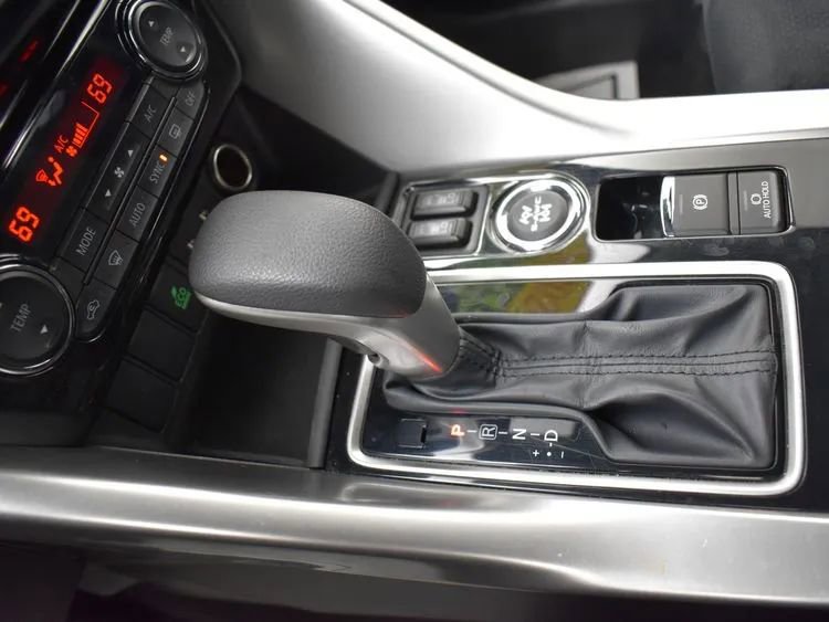 Used 2024 Mitsubishi Eclipse Cross SE image 36