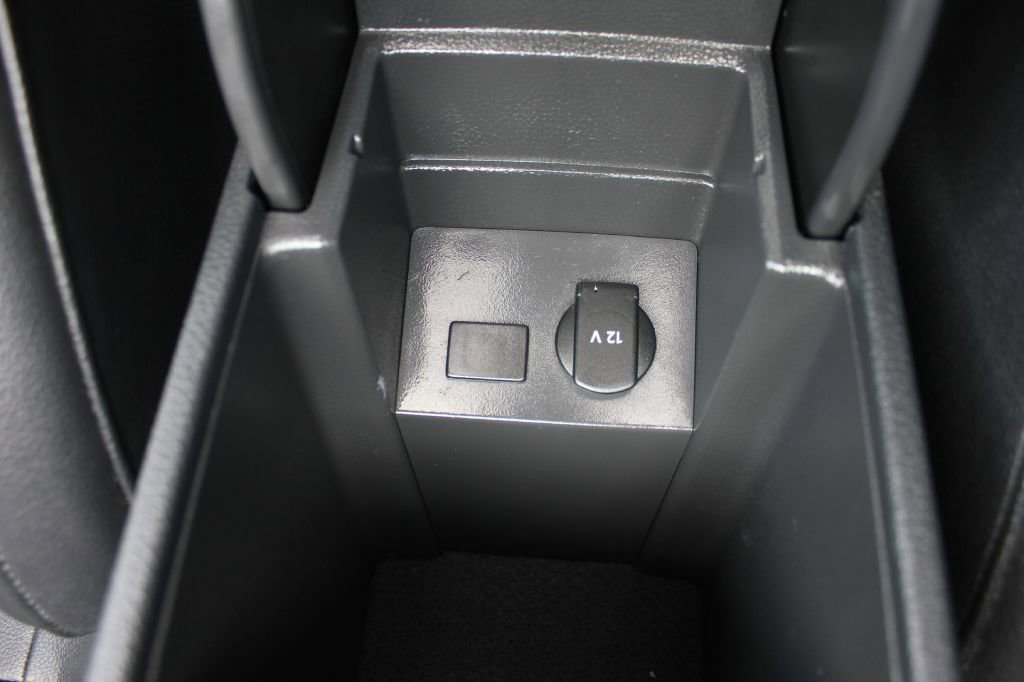 Used 2016 Volkswagen Passat 1.8T SE image 24