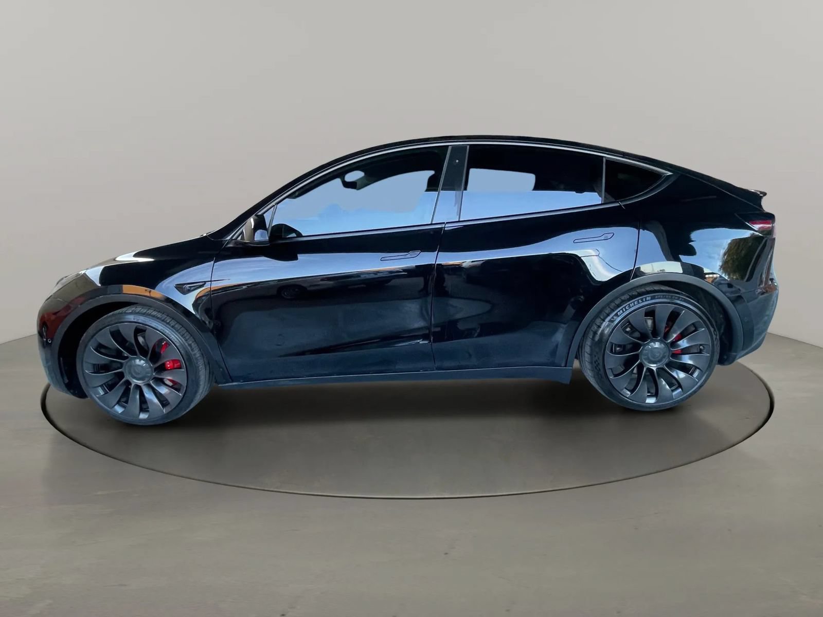 Used 2022 Tesla Model Y Performance AWD/4WD image 2