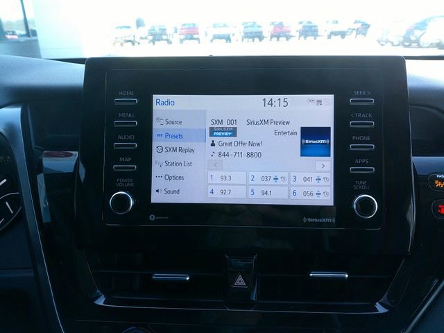 Used 2023 Toyota Camry SE image 14