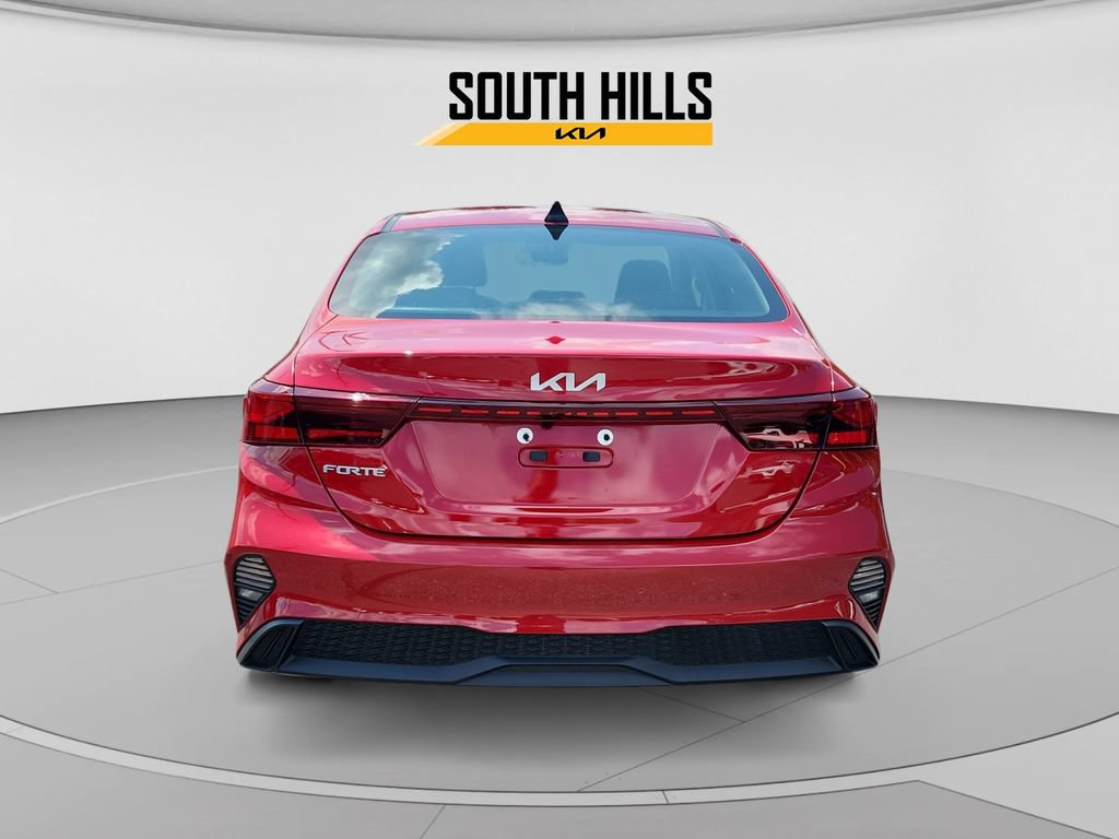 Certified 2024 Kia Forte LXS FWD image 4