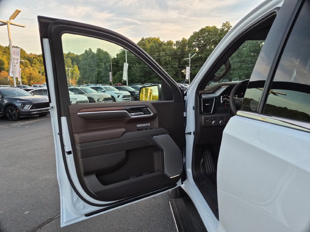 New 2026 GMC Sierra 1500 Denali AWD/4WD image 15