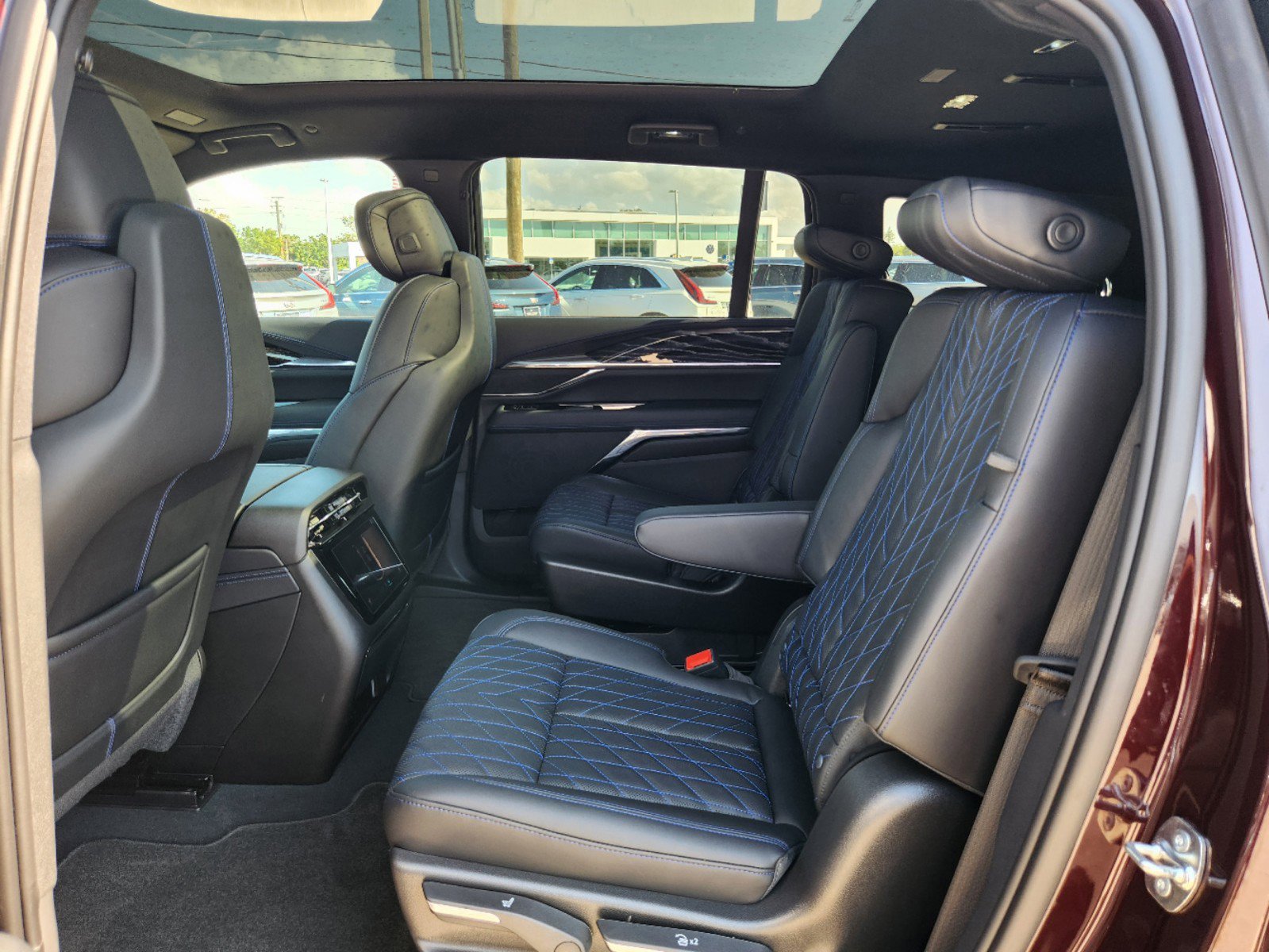 New 2025 Cadillac Escalade IQ Sport 1 AWD/4WD image 18