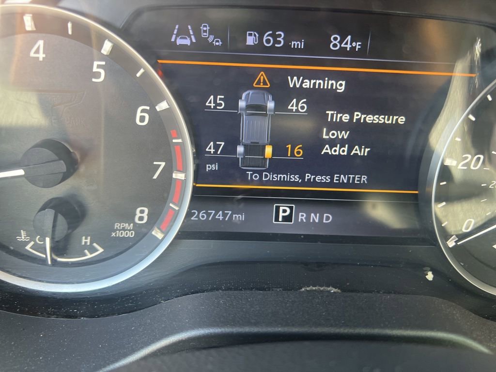 Certified 2024 Nissan Titan SV w/ SV Convenience Package image 7