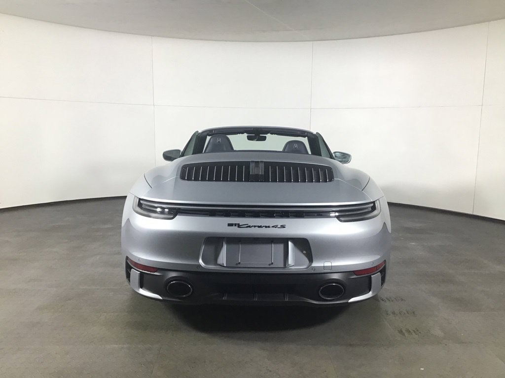 Certified 2022 Porsche 911 Carrera 4S AWD/4WD image 25