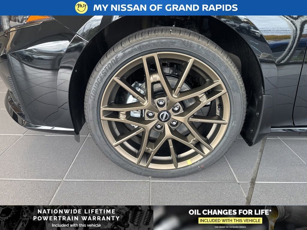 New 2025 Nissan Altima 2.5 SR image 8