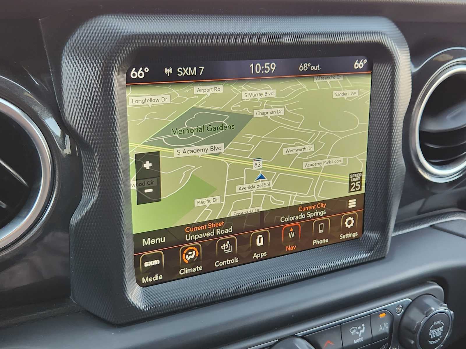 Used 2023 Jeep Wrangler Unlimited Sahara AWD/4WD image 19