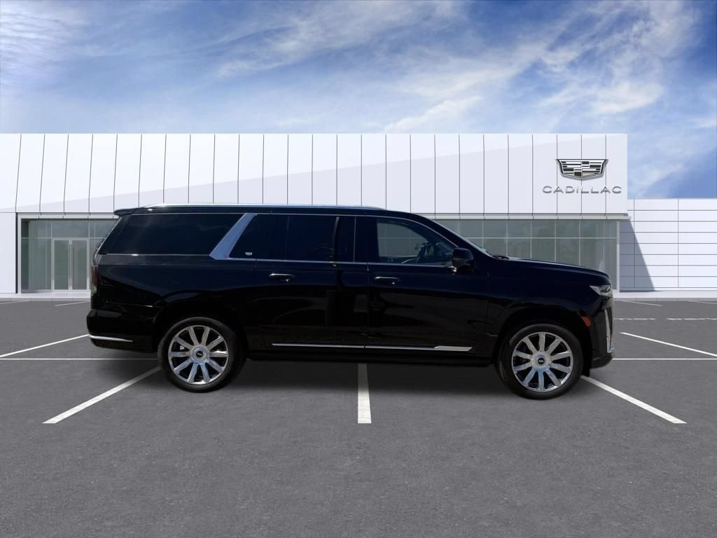Certified 2024 Cadillac Escalade ESV Premium Luxury Platinum AWD/4WD image 2