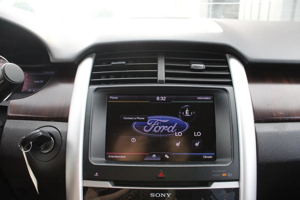 Used 2013 Ford Edge Limited AWD/4WD image 14