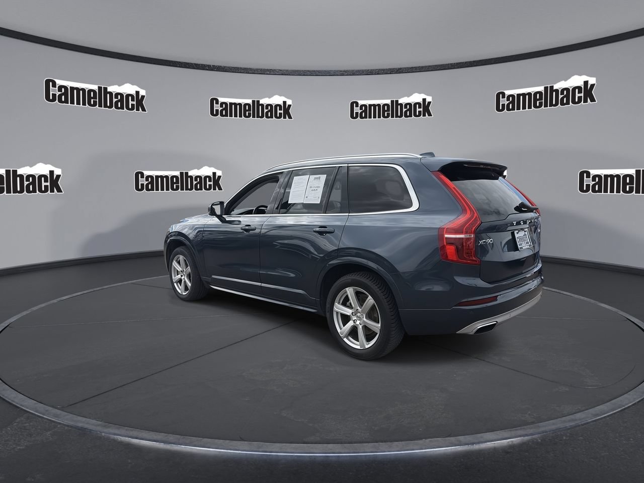 Used 2021 Volvo XC90 T6 Momentum w/ Advanced Package AWD/4WD image 5