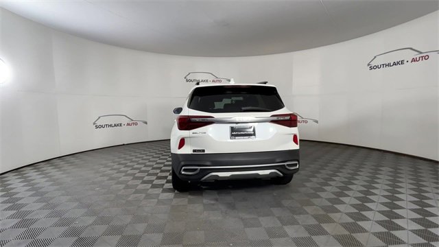 Certified 2023 Kia Seltos S w/ Navigation Package image 7