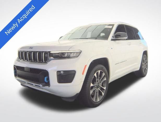 Certified 2023 Jeep Grand Cherokee Overland w/ Advanced Protech Group III AWD/4WD image 1