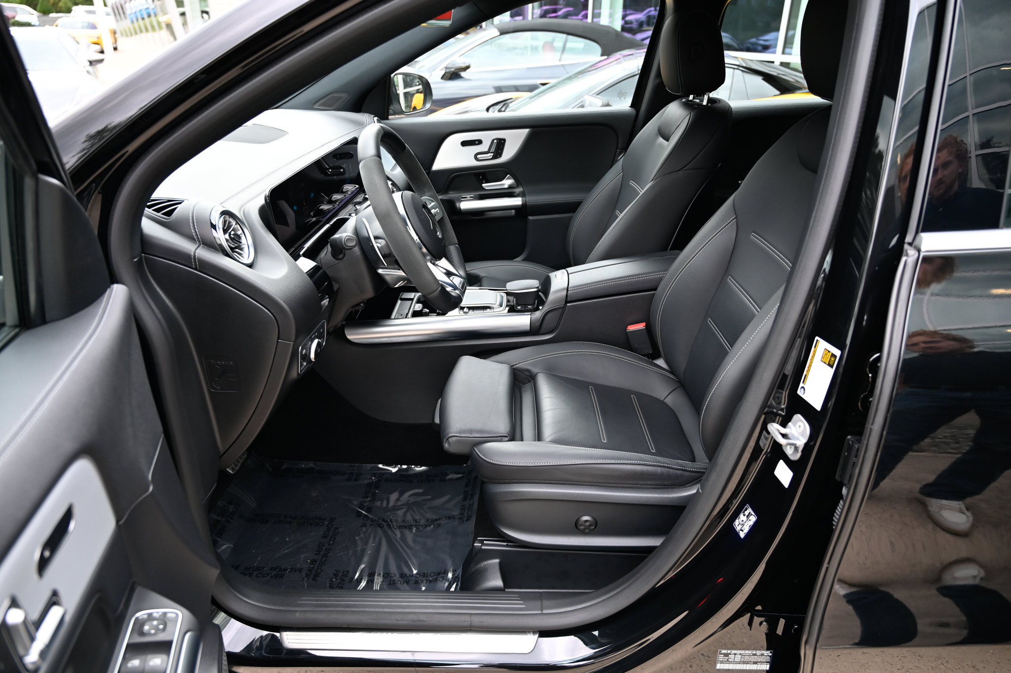 Used 2023 Mercedes-Benz GLA 35 AMG 4MATIC image 17