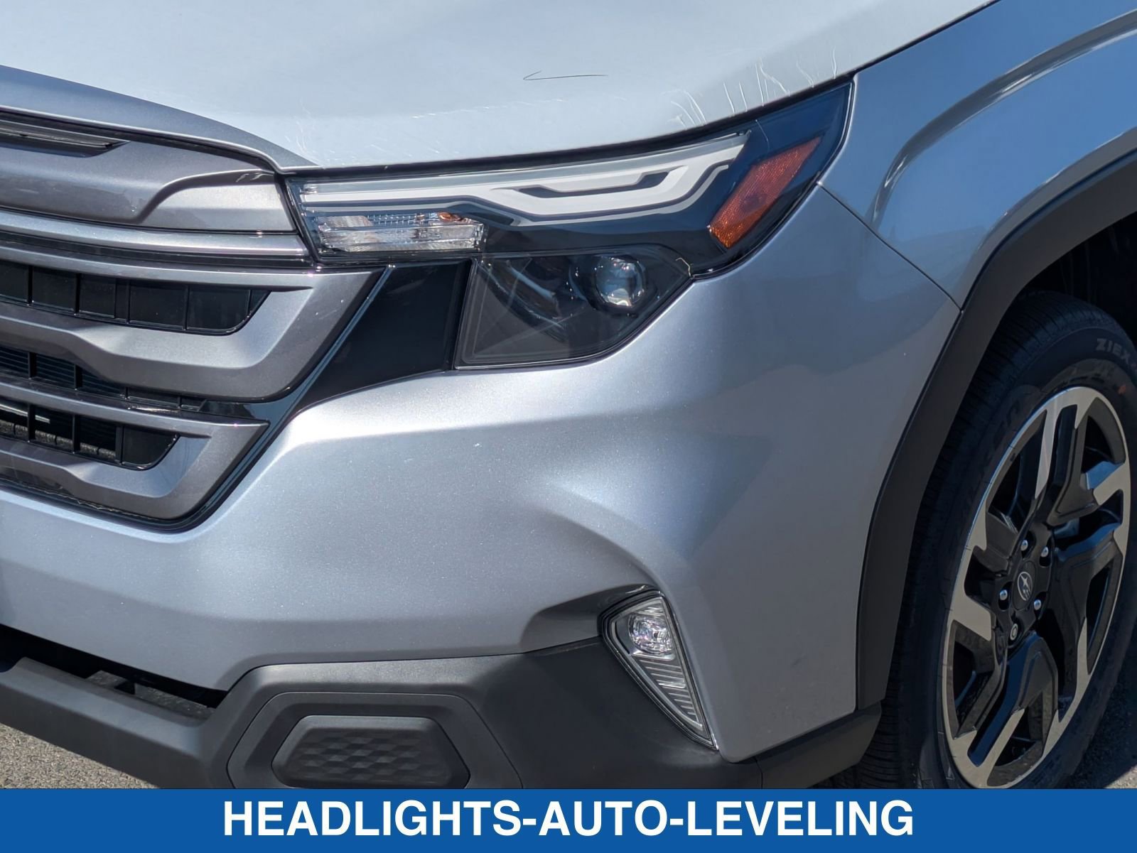 Certified 2025 Subaru Forester Premium AWD/4WD image 10