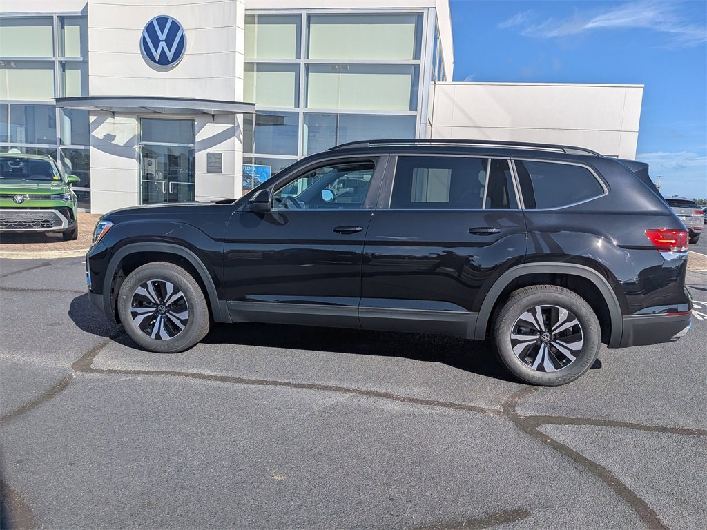 New 2026 Volkswagen Atlas SE image 8
