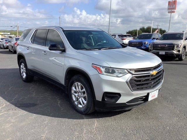 Certified 2021 Chevrolet Traverse LS image 1