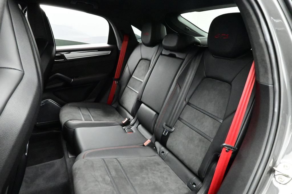 Certified 2023 Porsche Cayenne GTS AWD/4WD image 14