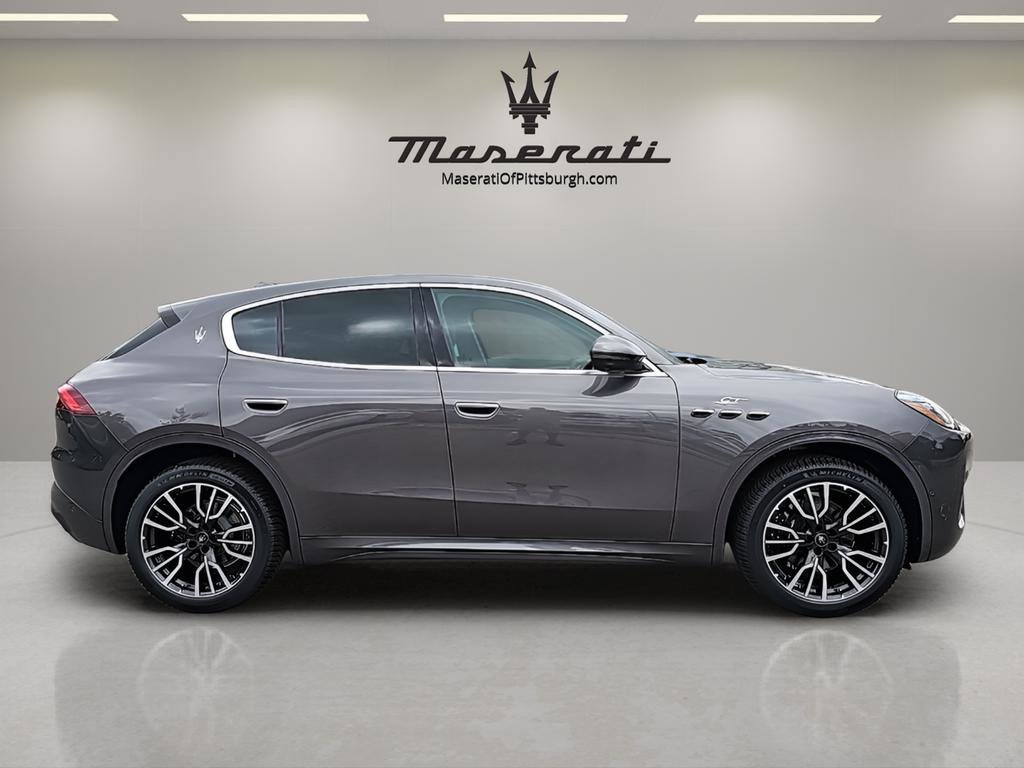 New 2024 Maserati Grecale GT image 4