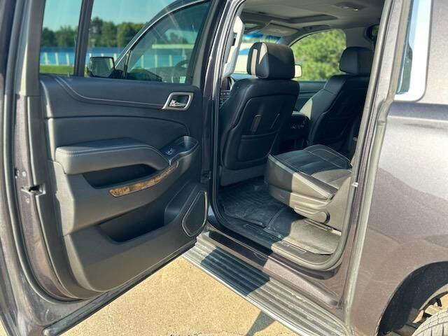 Used 2016 GMC Yukon XL Denali image 8