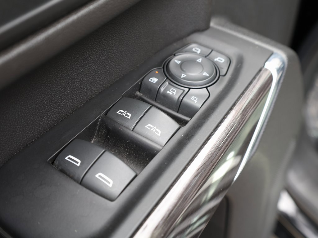 Used 2022 Chevrolet Silverado 2500 LTZ w/ LTZ Plus Package image 11