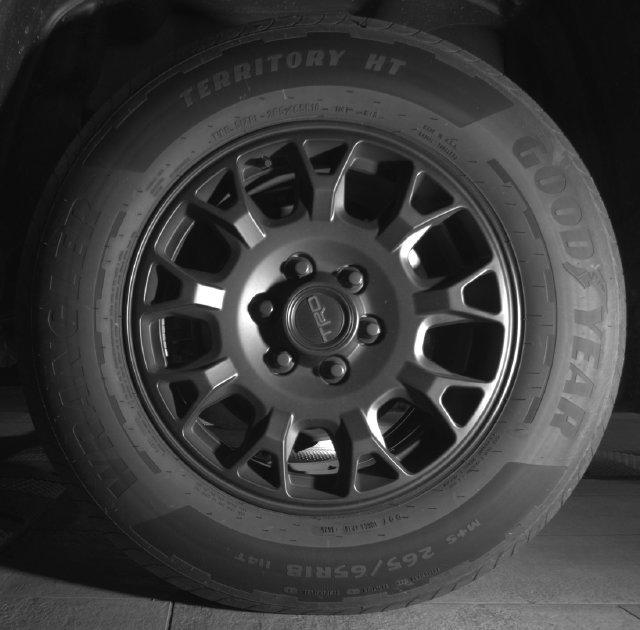 Used 2025 Toyota Tacoma SR5 AWD/4WD image 26