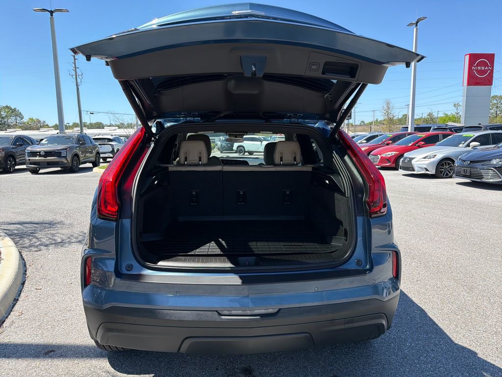 Used 2024 Cadillac XT4 Luxury image 9