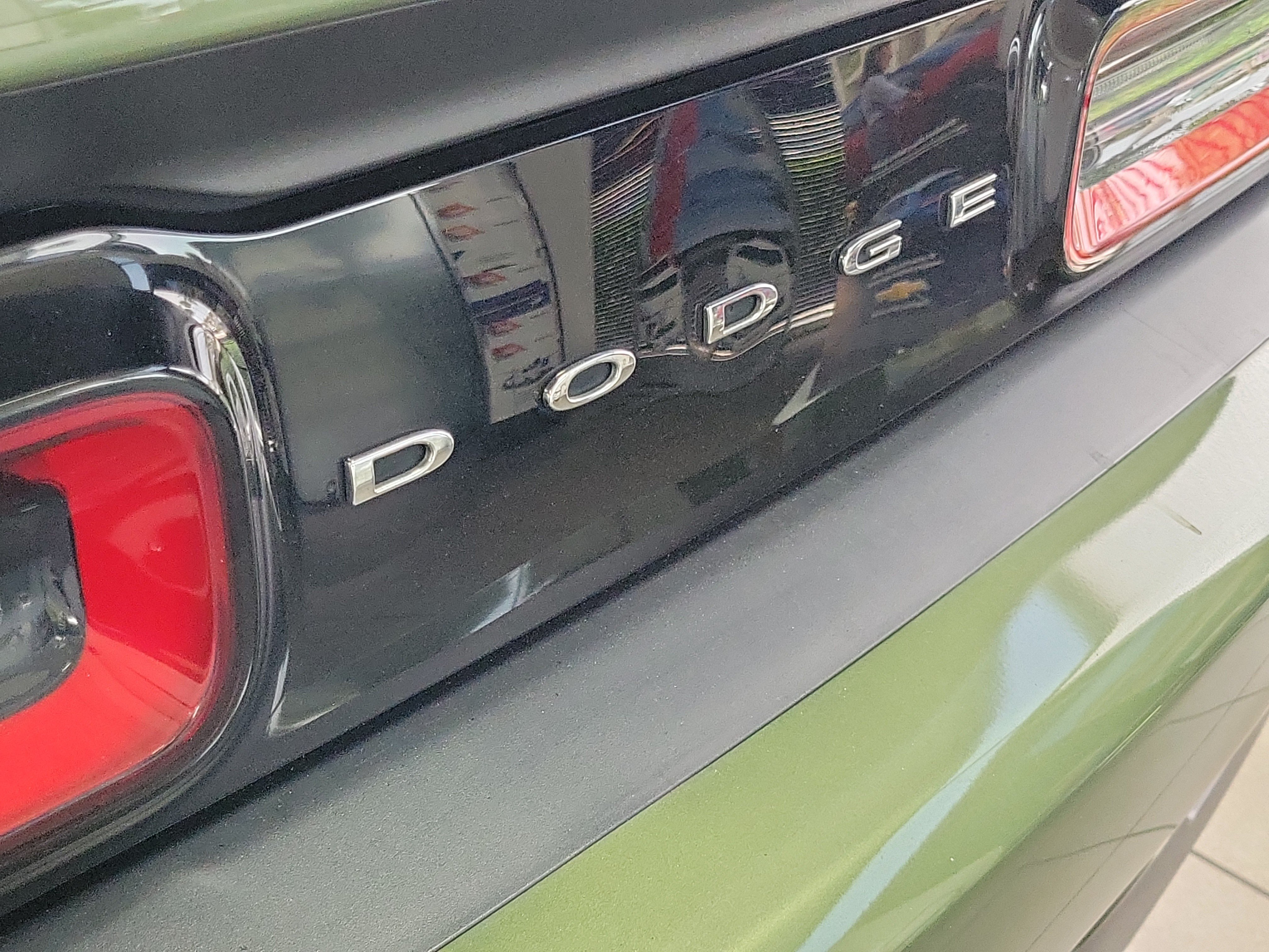 Used 2019 Dodge Challenger R/T Scat Pack RWD image 8