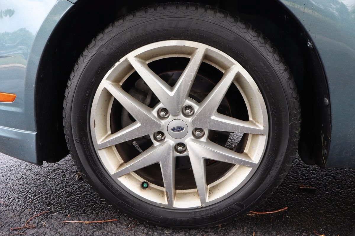 Used 2011 Ford Fusion SEL w/ 301A Rapid Spec Order Code FWD image 41