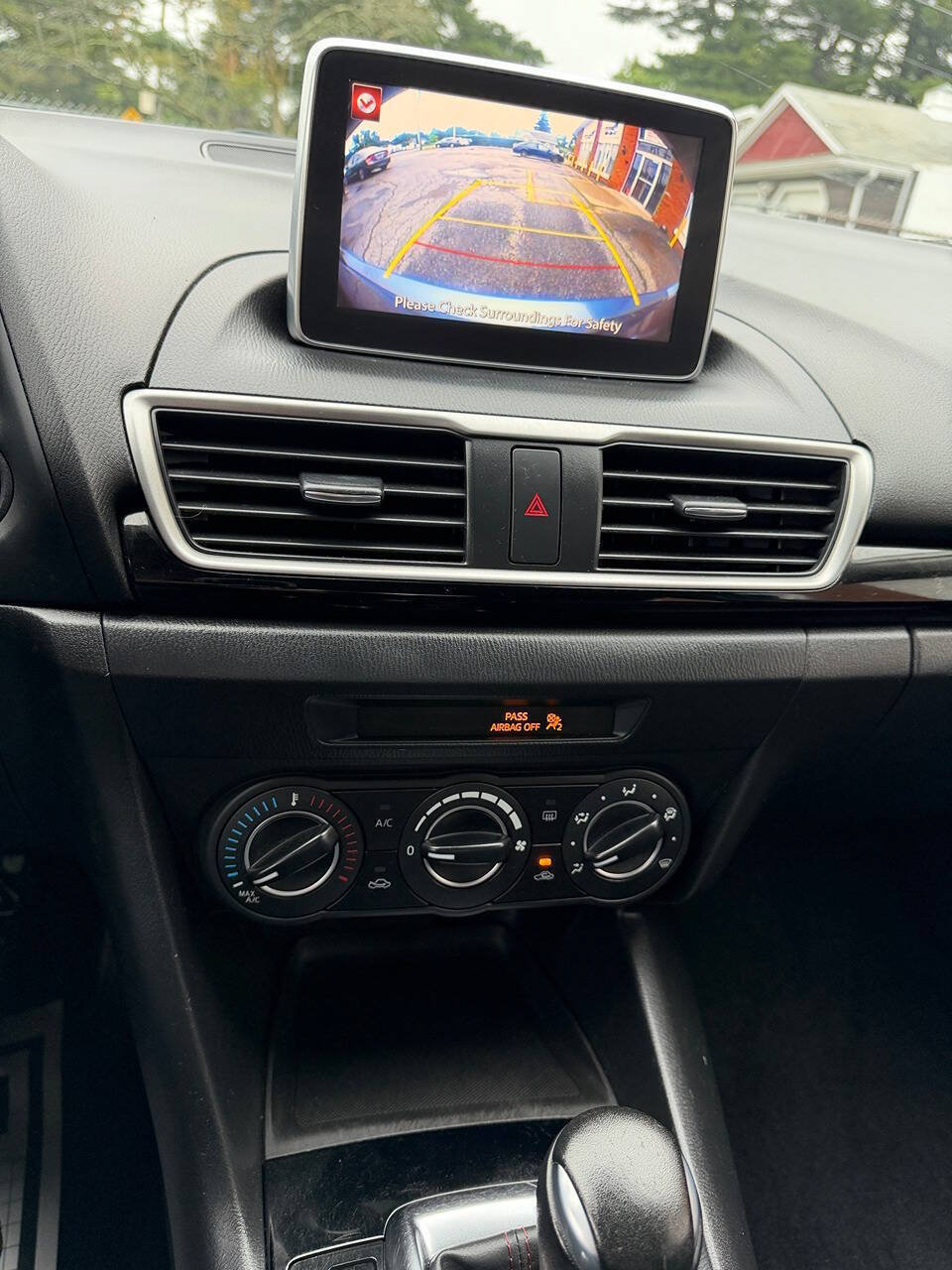 Used 2016 MAZDA MAZDA3 i Touring FWD image 22