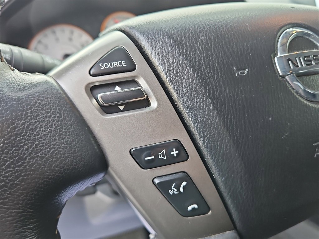 Used 2015 Nissan Titan PRO-4X image 35