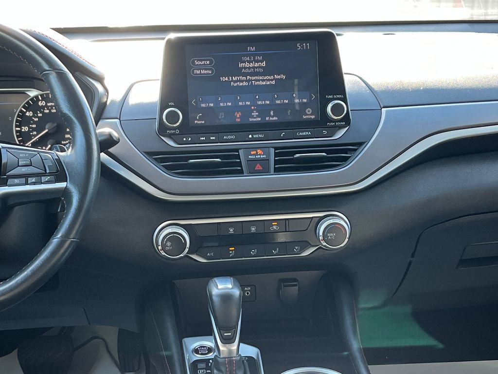 Used 2023 Nissan Altima 2.5 SR FWD image 17