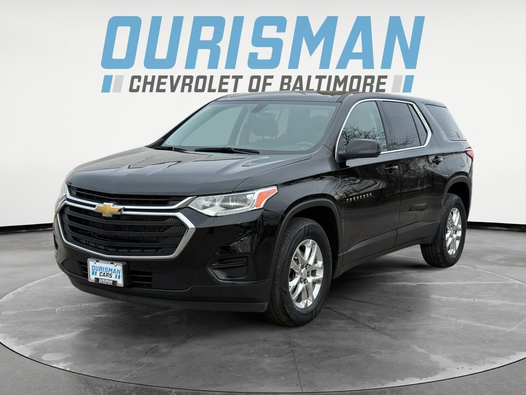 Used 2021 Chevrolet Traverse LS image 2