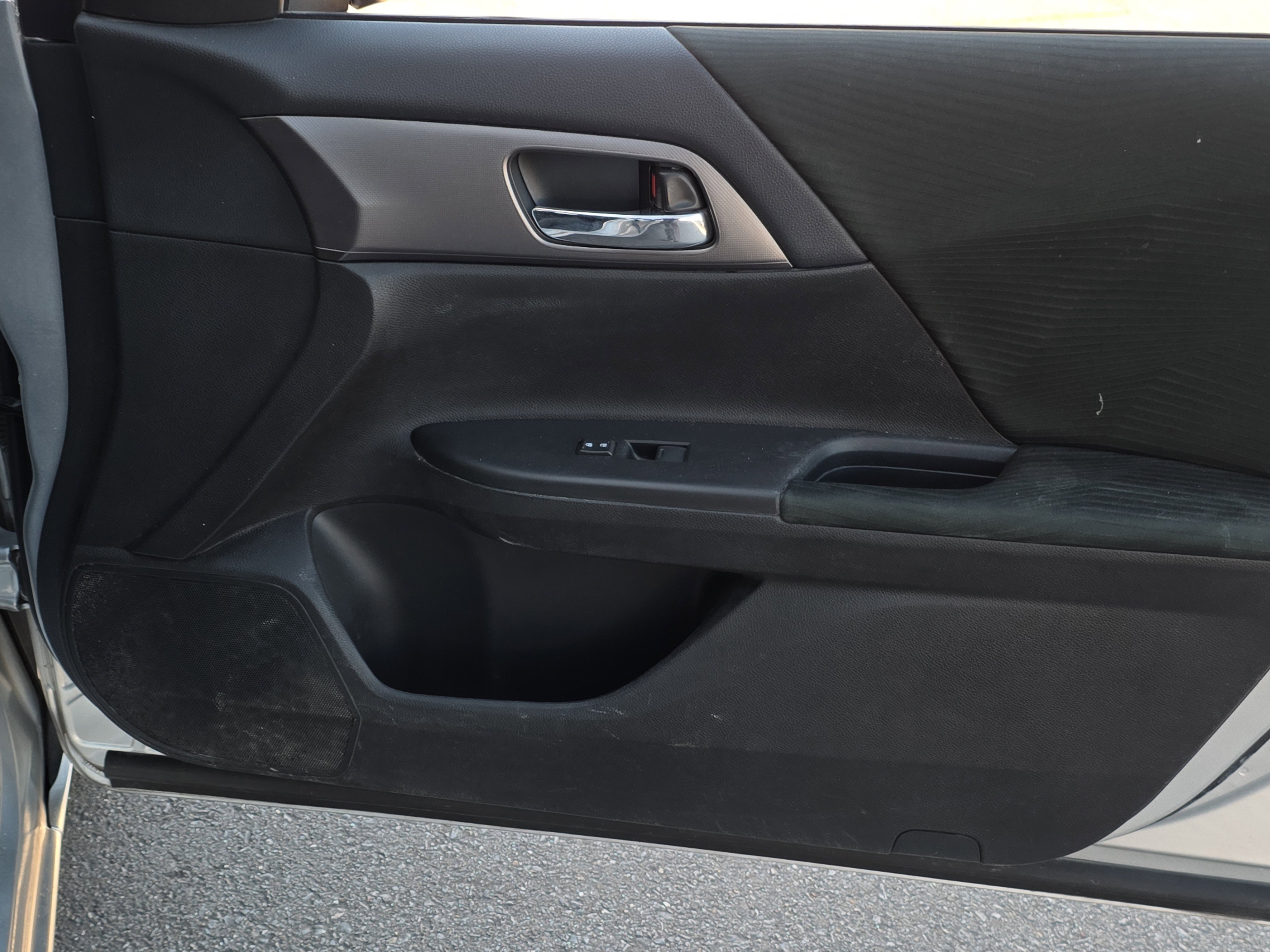 Used 2014 Honda Accord LX image 29