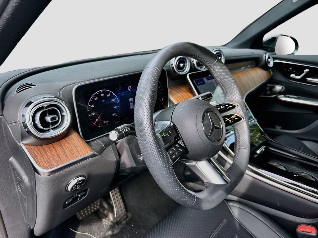 Certified 2026 Mercedes-Benz GLC 300 4MATIC image 9