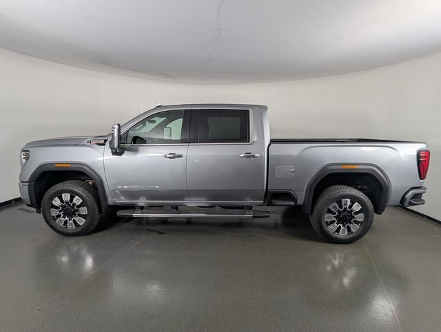 Used 2025 GMC Sierra 2500 Denali image 5