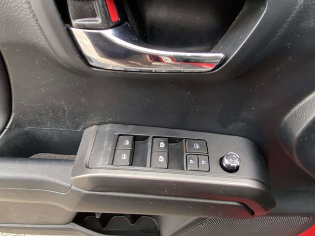 Used 2018 Toyota Tacoma TRD Sport image 13