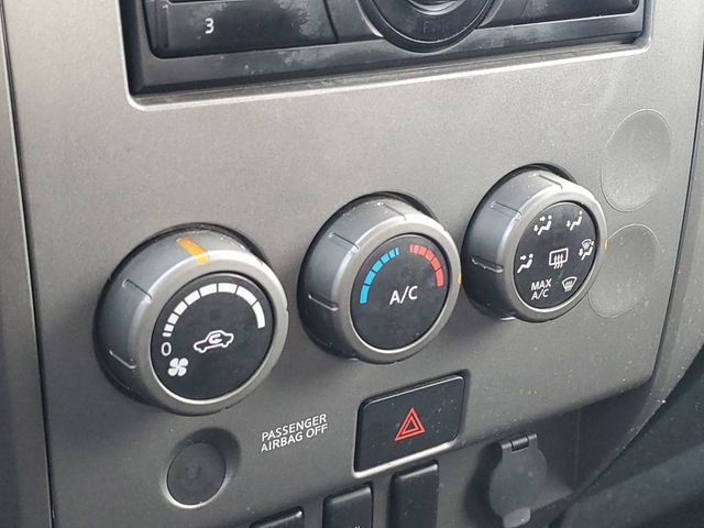 Used 2015 Nissan Titan S image 24