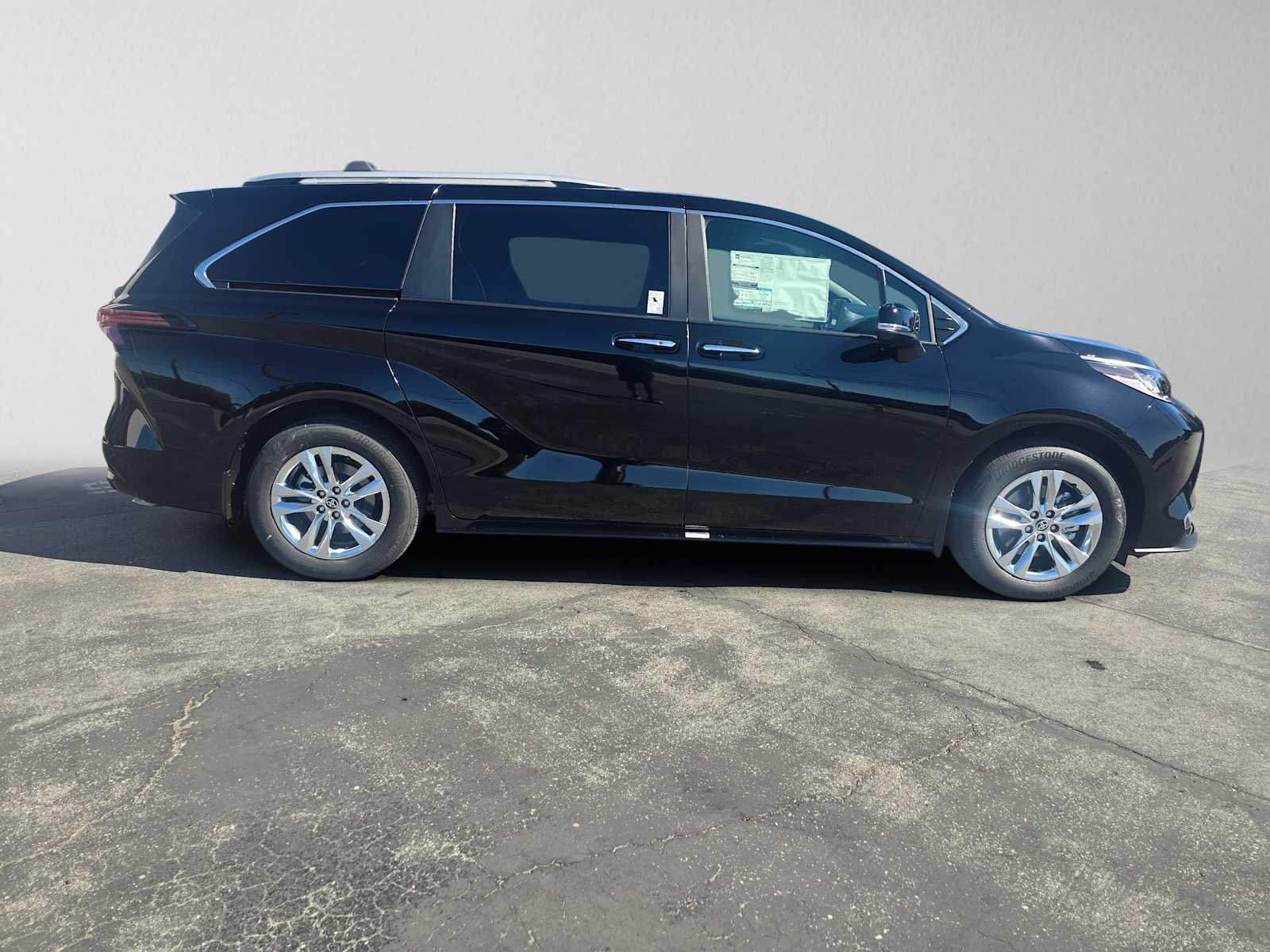 New 2026 Toyota Sienna Limited AWD/4WD image 2