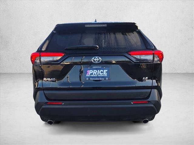 Used 2023 Toyota RAV4 LE image 6