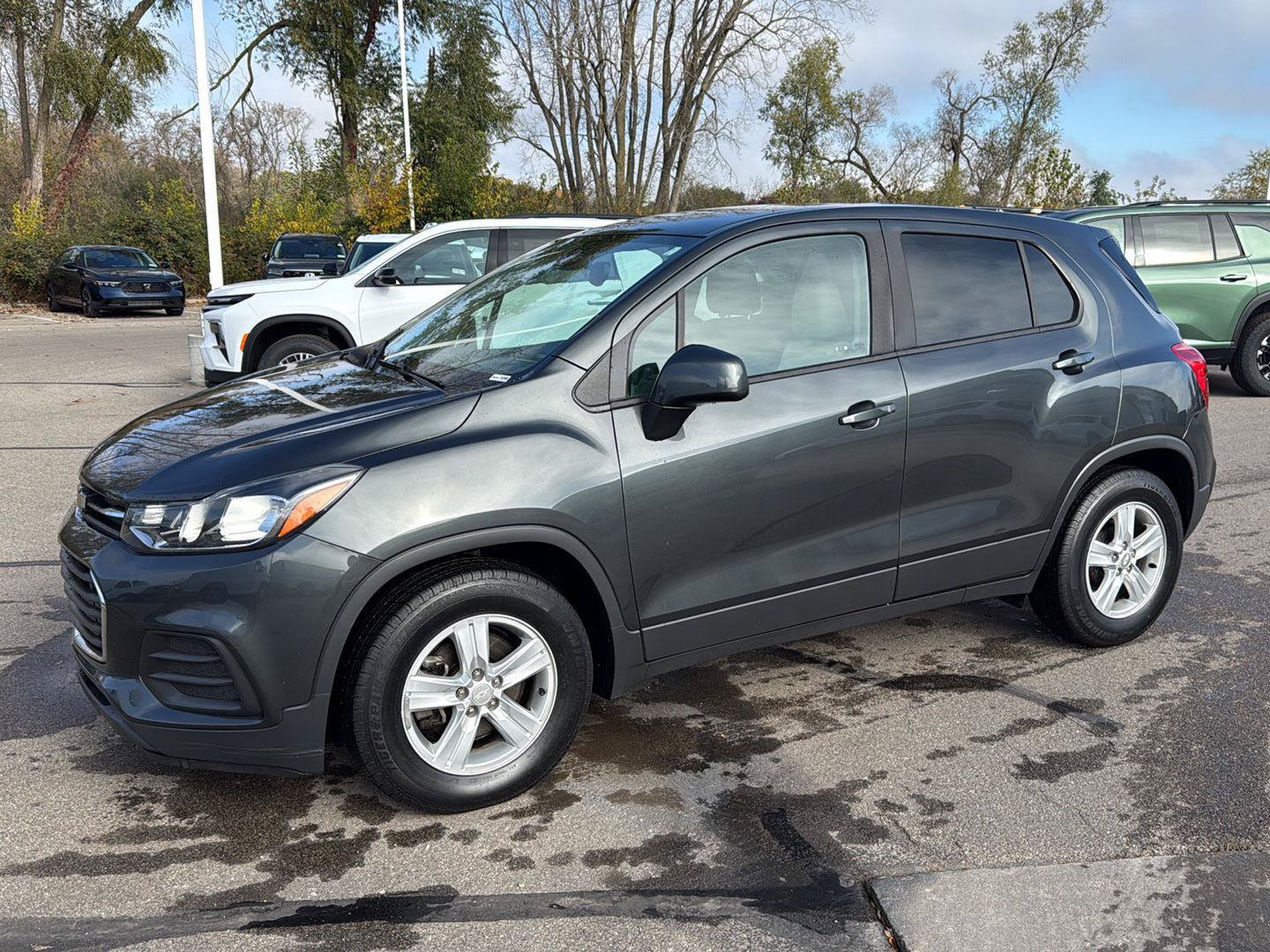 Used 2020 Chevrolet Trax LS w/ Tint and Cruise Package FWD image 2