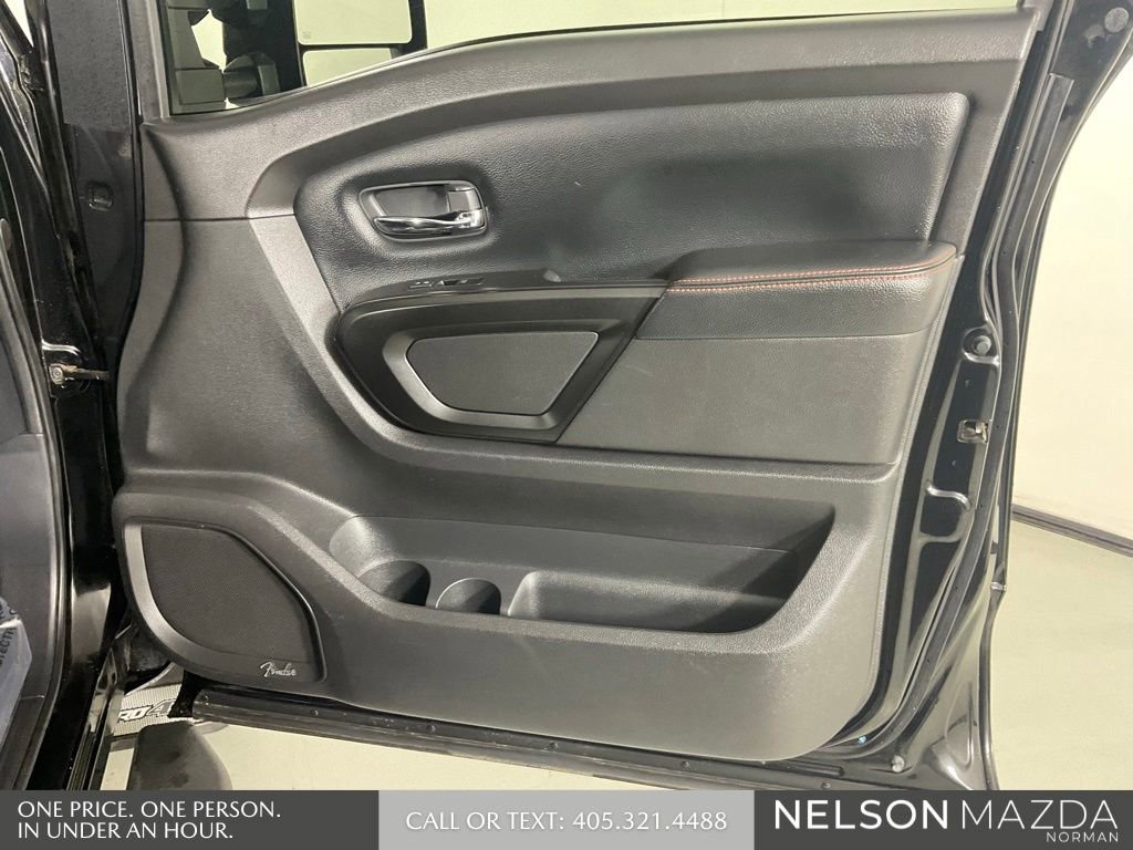 Used 2021 Nissan Titan PRO-4X AWD/4WD image 16