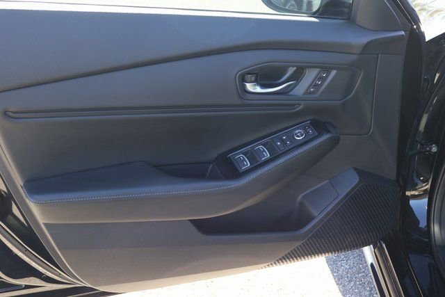 Used 2023 Honda Accord Touring image 10