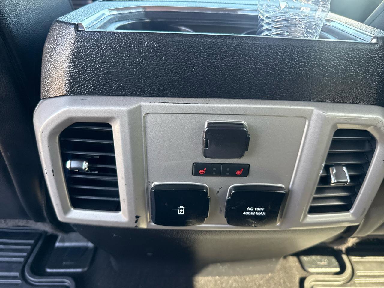 Used 2019 Ford F350 Lariat w/ Lariat Ultimate Package AWD/4WD image 30