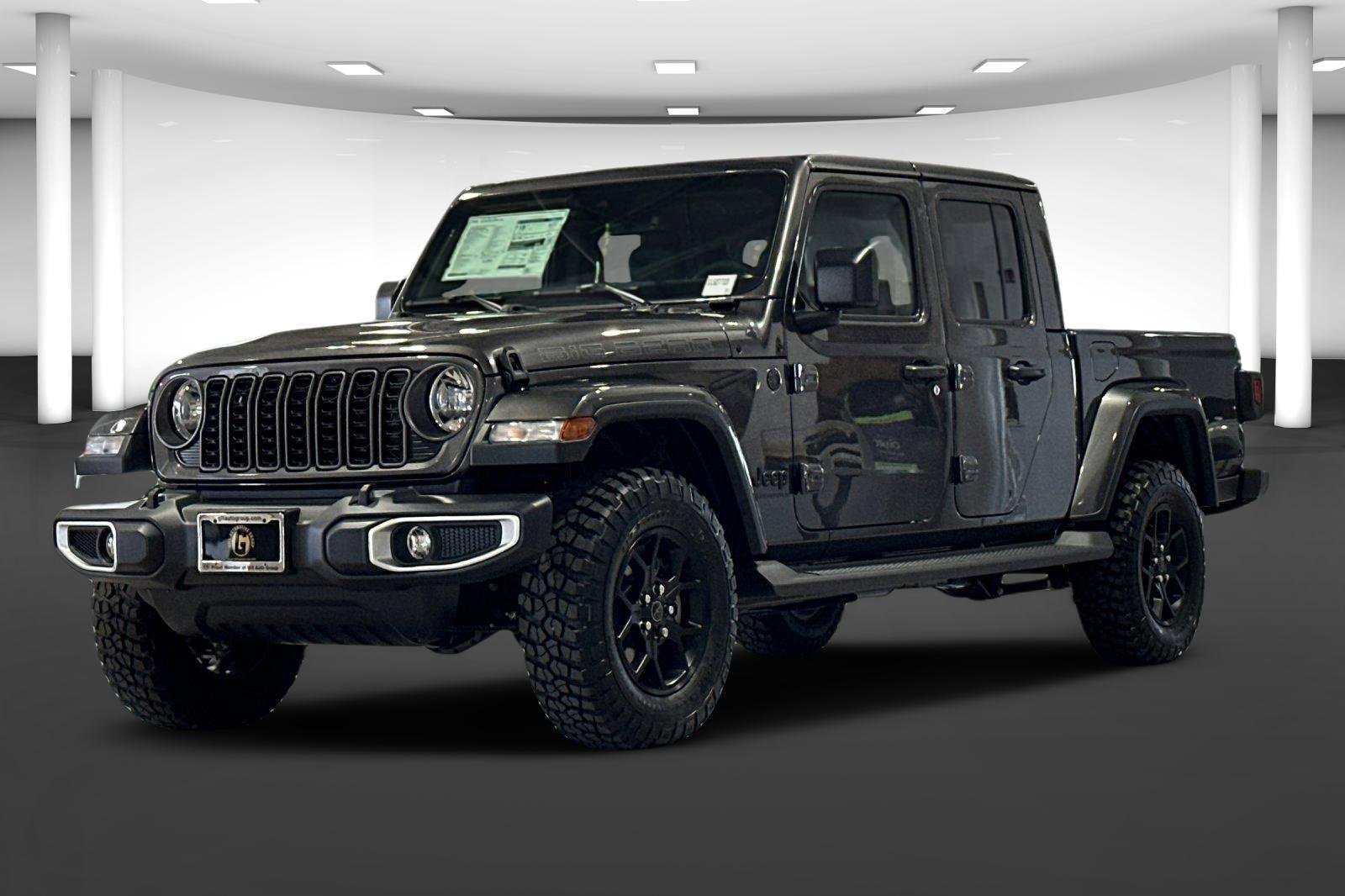 New 2025 Jeep Gladiator Sport image 2