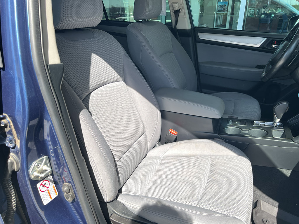 Used 2019 Subaru Outback 2.5i Premium AWD/4WD image 35