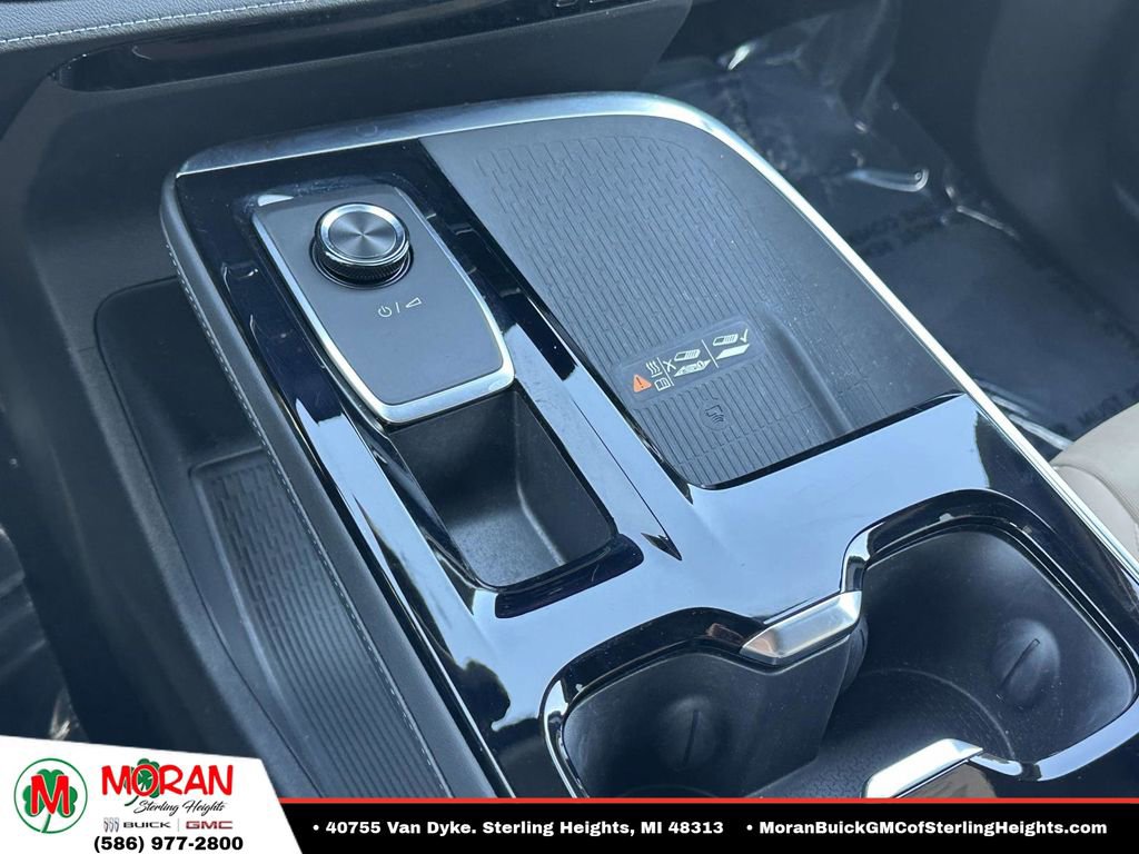 Certified 2025 Buick Enclave Preferred w/ Power Package FWD image 30