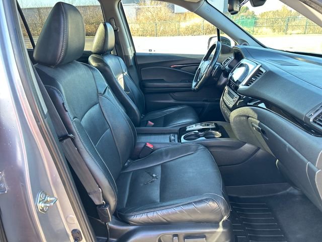 Used 2016 Honda Pilot Elite image 11