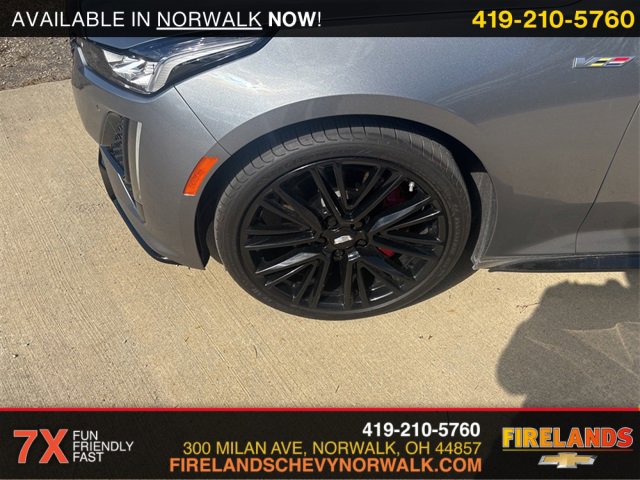 Certified 2022 Cadillac CT5 V w/ LPO, ONYX Package image 59