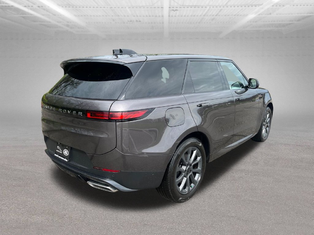New 2026 Land Rover Range Rover Sport SE AWD/4WD image 5